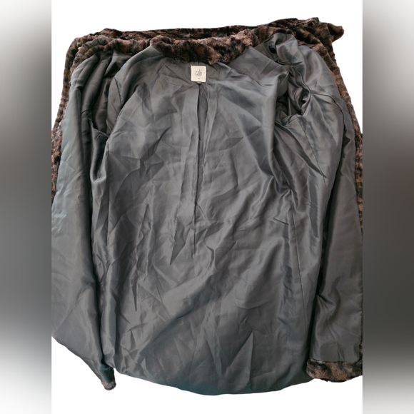 Cabi Faux Fur Minka Animal Print Coat Brown Black Medium Bracelet Length Sleeves - Picture 7 of 11